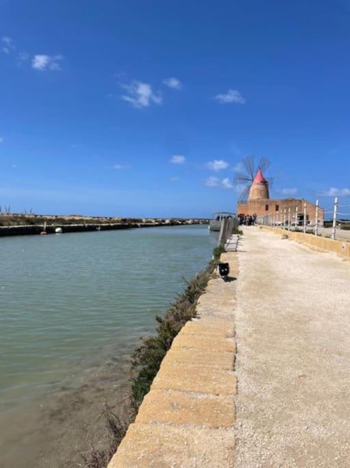 شقة Luxury Sea House تراباني المظهر الخارجي الصورة